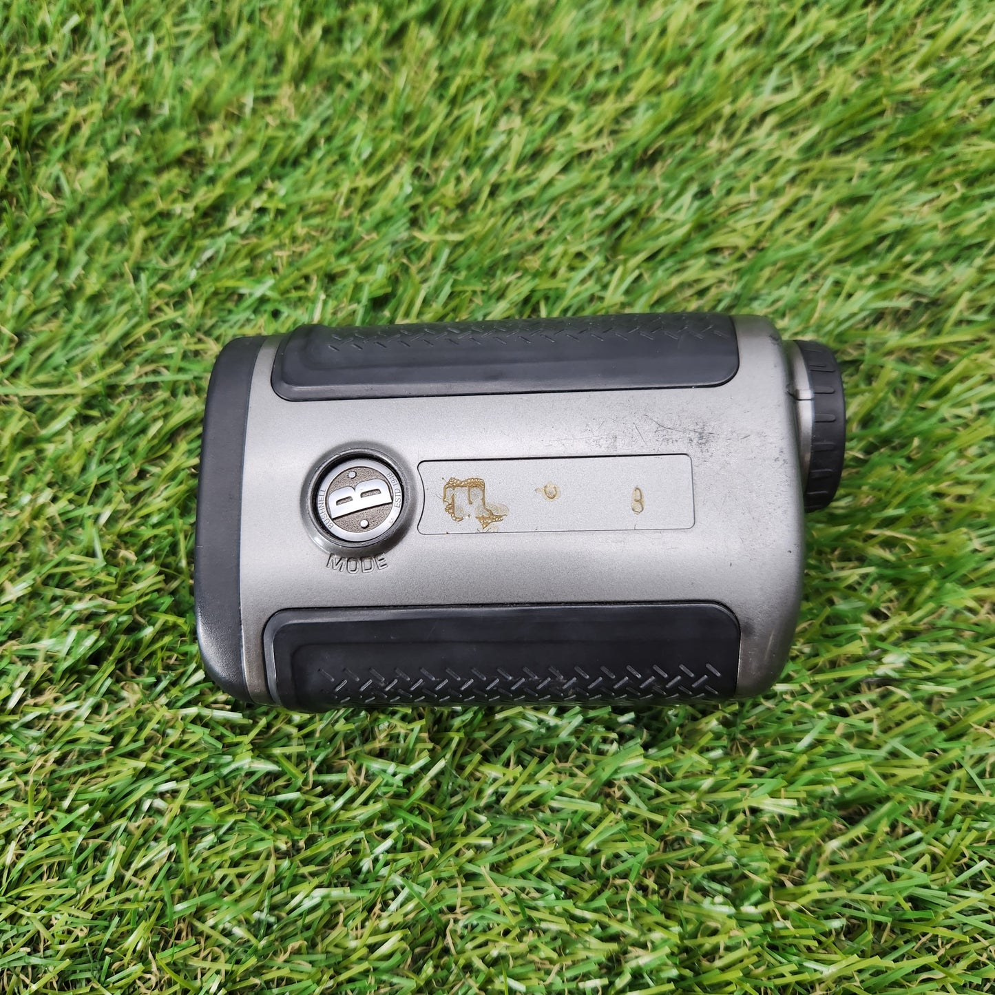 BUSHNELL LASER RANGEFINDER +CASE GOOD