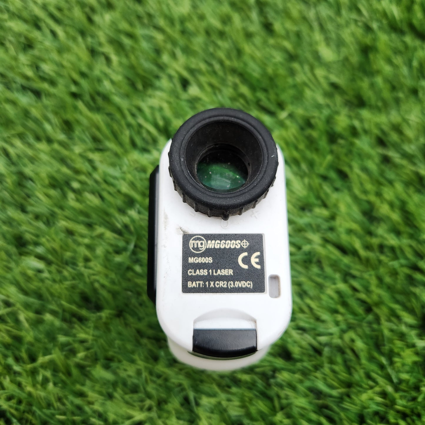 MG MG600S LASER RANGEFINDER LCD SCREEN WITH SLOPE VERYGOOD