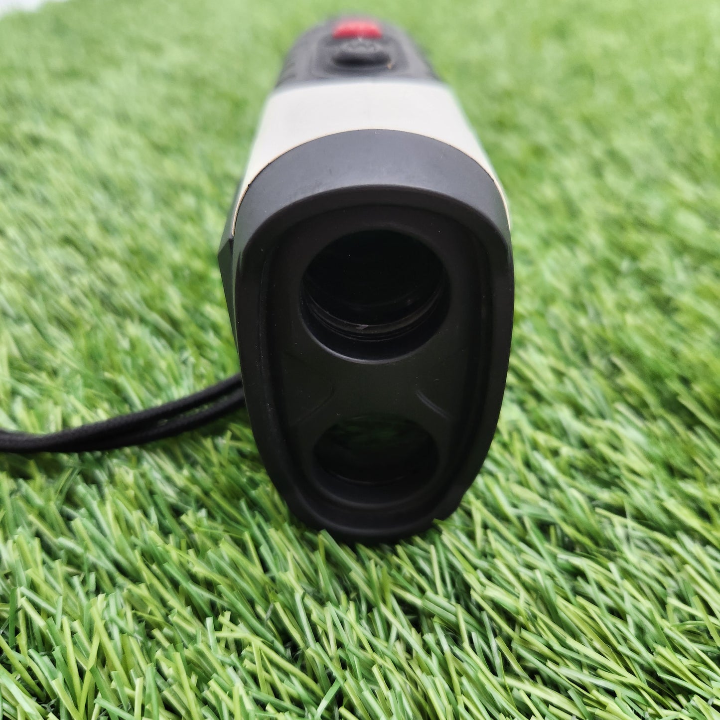 REDTIGER 1200 YARD MAGNETIC RANGEFINDER VERYGOOD