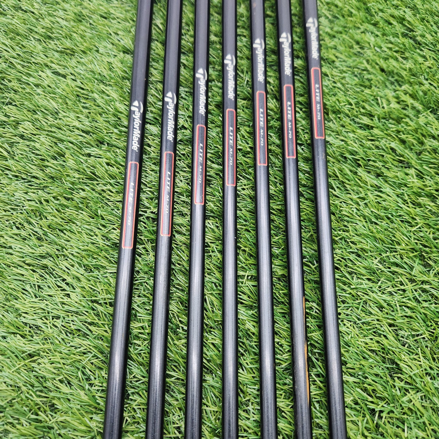 TAYLORMADE 320 IRON SET 3-PW (MISSING 8I) LITE TM M-70 GRAPHITE GOOD