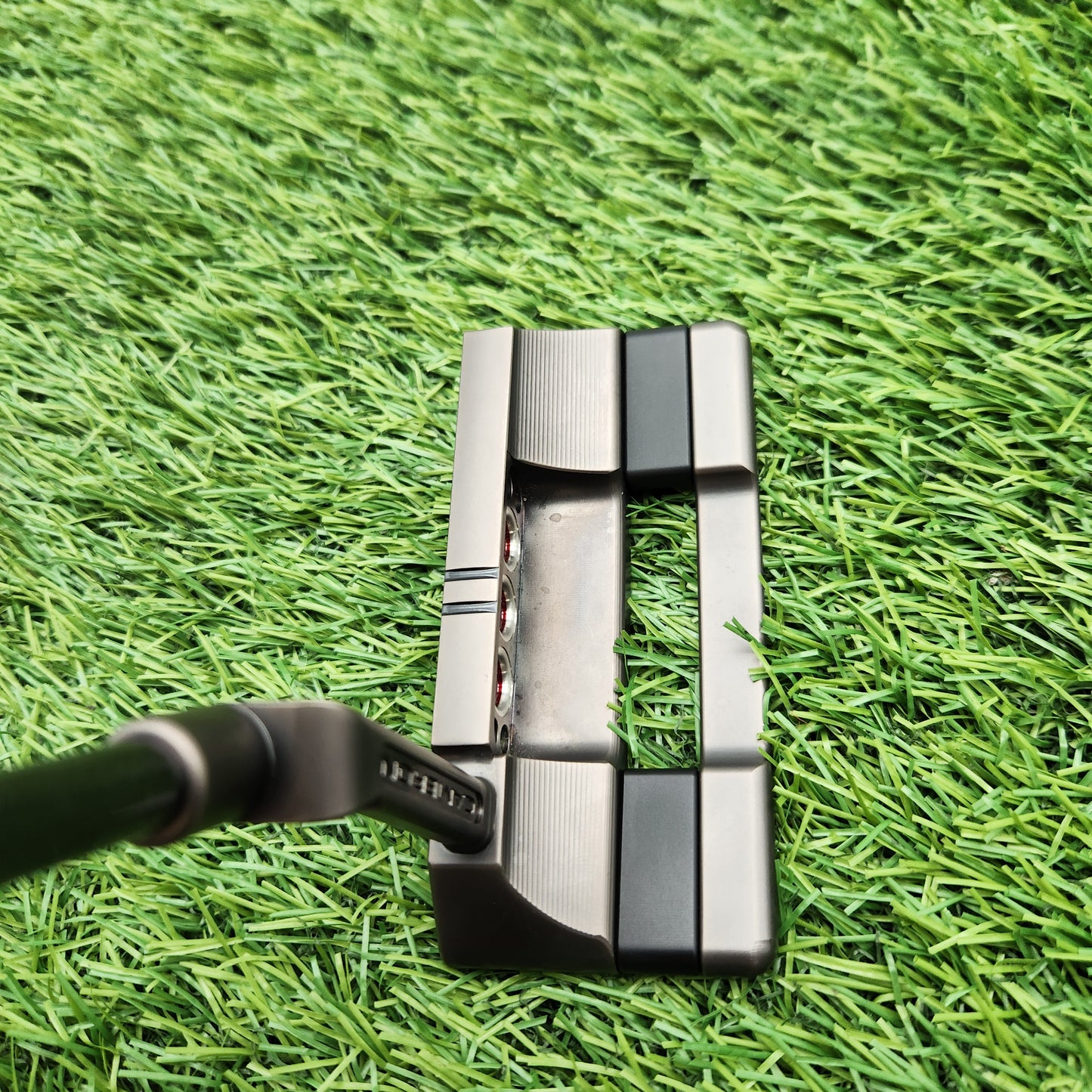 SCOTTY CAMERON STUDIO XPERIMENTAL LIMITED SQUAREBACK 2 PUTTER UST SCOTTY CAMERON STUDIO XPERIMENTAL DESIGN 35" +HC DEMO