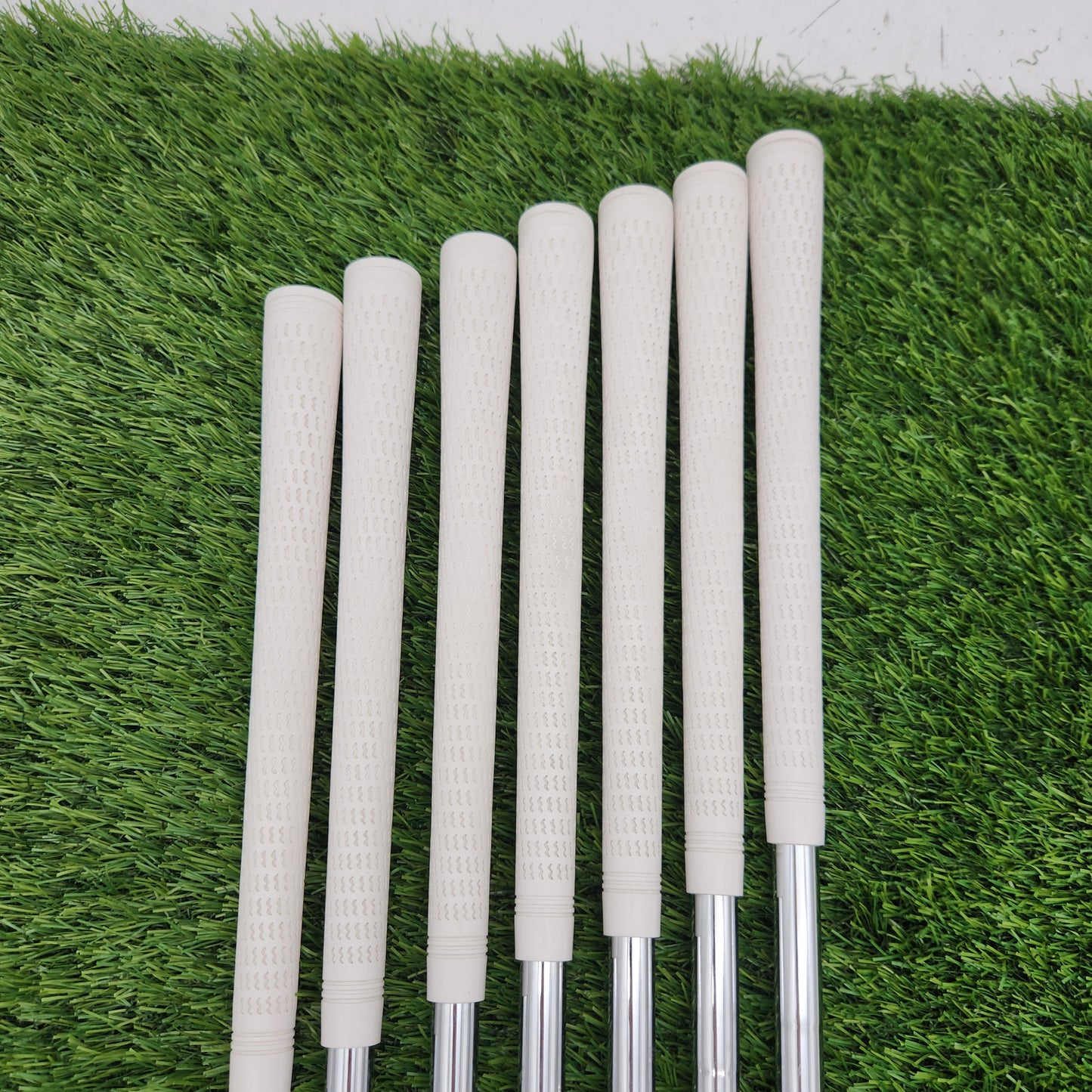 2011 NIKE VR PRO COMBO IRON SET 4-PW XSTIFF KBS TOUR 130 X VERYGOOD