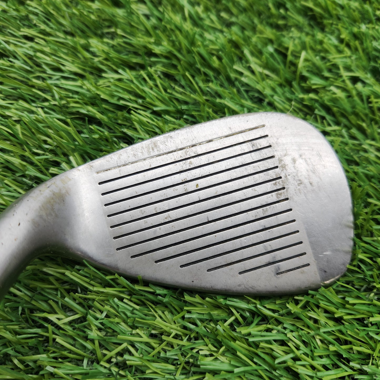 STRATA PITCHING WEDGE REG STEEL 35" GOOD