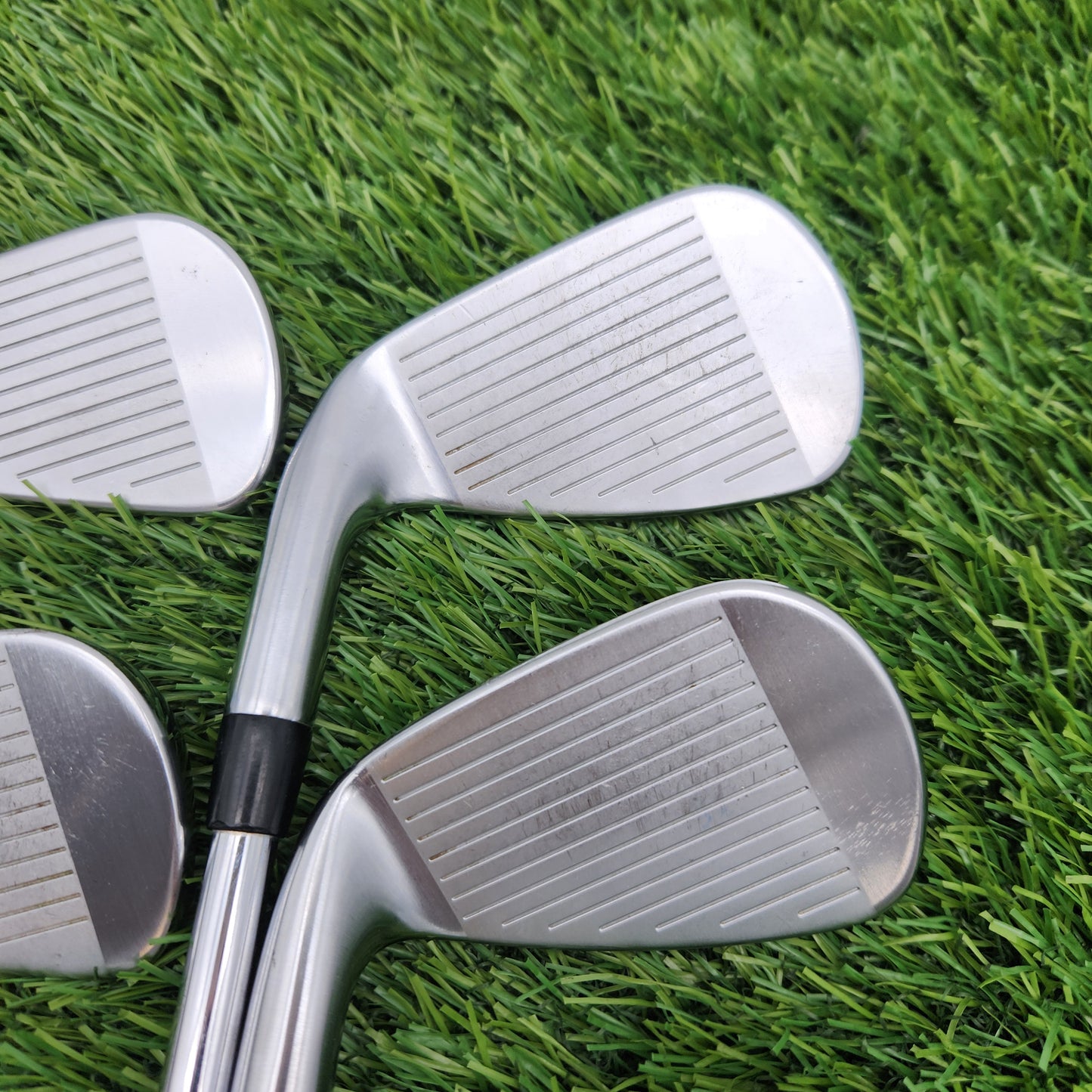 2019 TITLEIST T200 IRON SET 5-9,GW (missing PW) STIFF TT AMT BLACK S300 GOOD