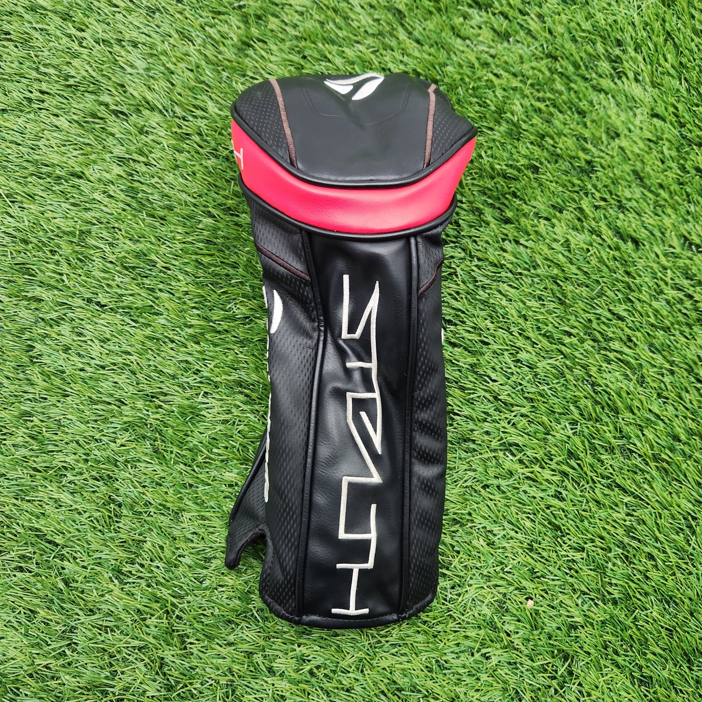 TAYLORMADE STEALTH DRIVER HEADCOVER GOOD