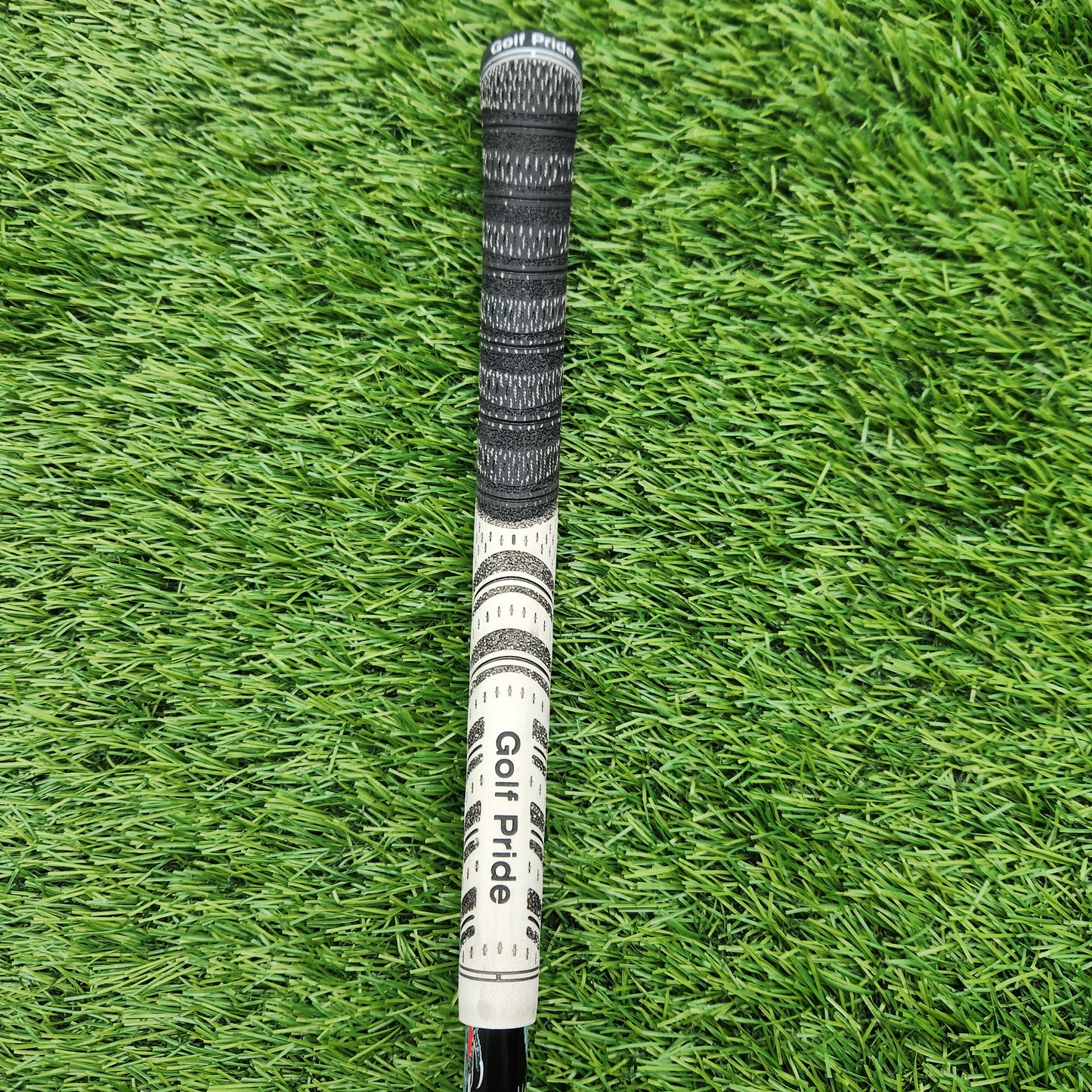 VA COMPOSITES RAIJIN HYBRID, UTILITY CLUB SHAFT REGULAR 85G TM TIP 38.5" VERYGOOD