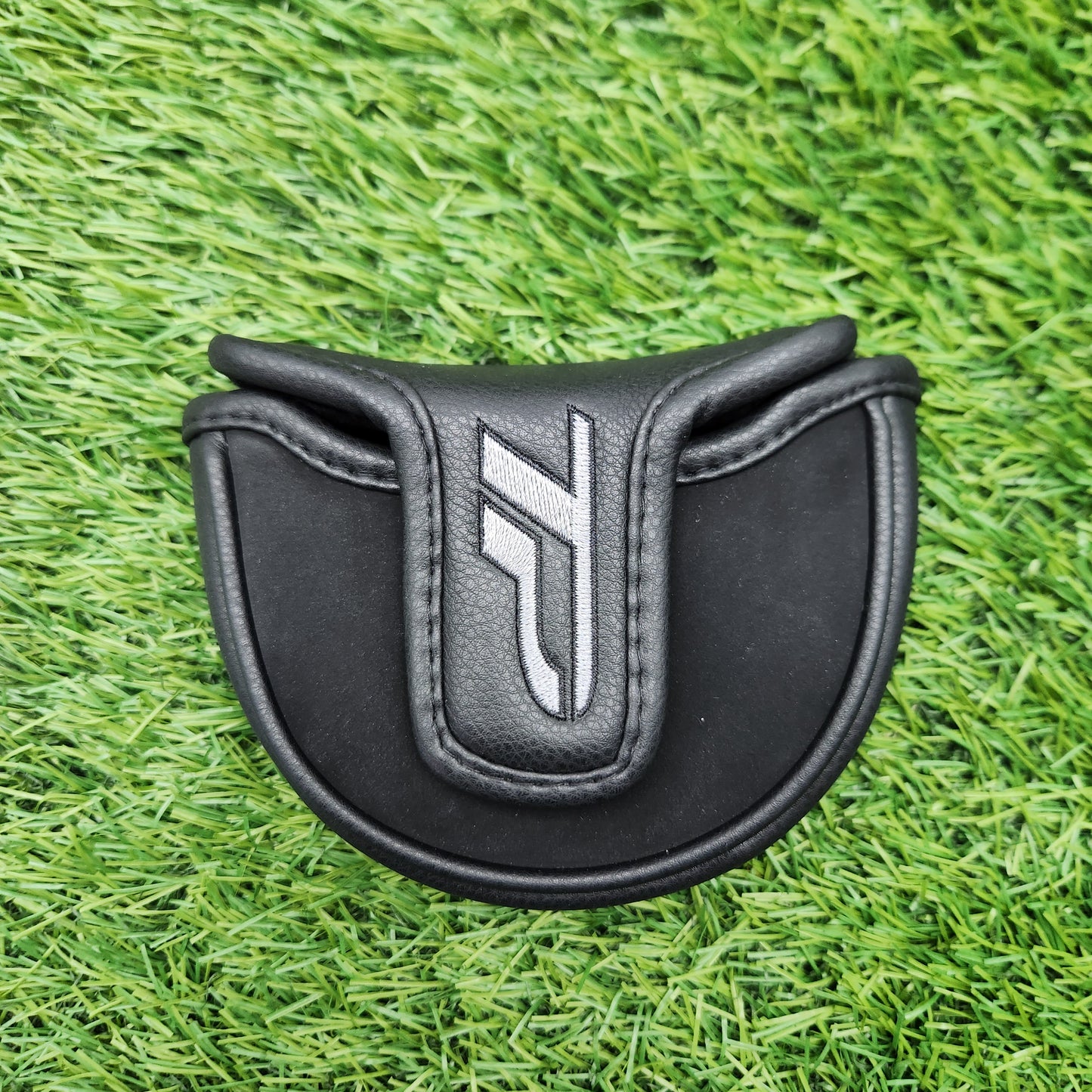 TAYLORMADE BLACK TP RESERVE MALLET PUTTER HEADCOVER VERYGOOD