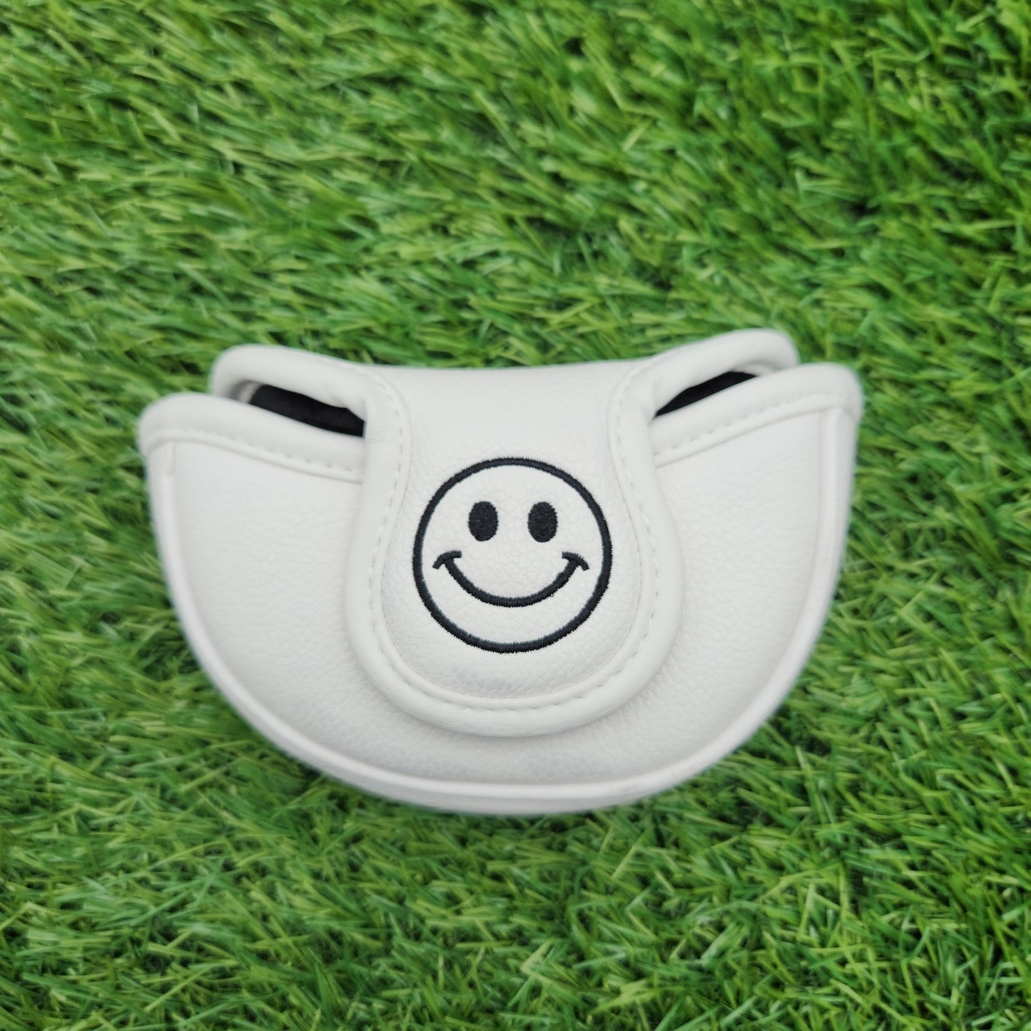 WHITE SMILING FACE SMALL MALLET PUTTER HEADCOVER VERYGOOD