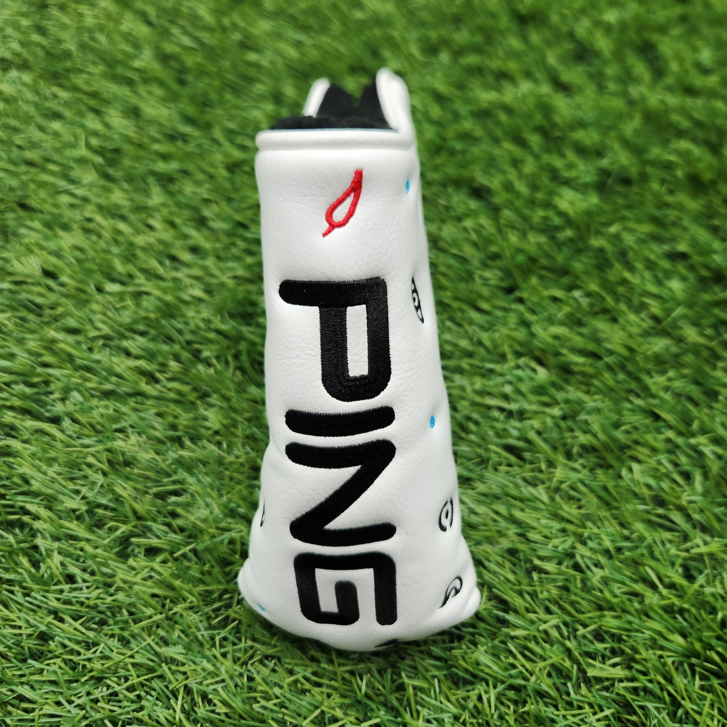 PING PLD WHITE BLADE HEADCOVER VERYGOOD
