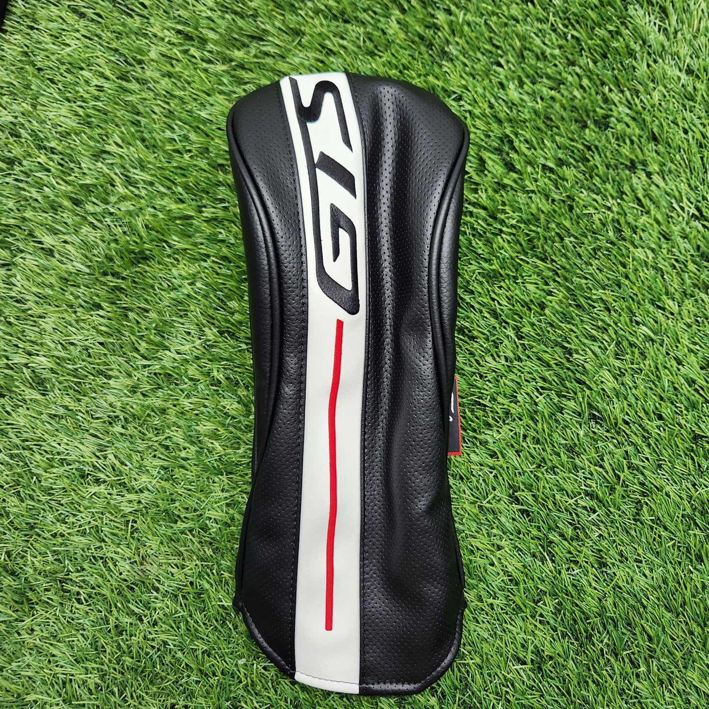TITLEIST GTS DRIVER HEADCOVER DEMO