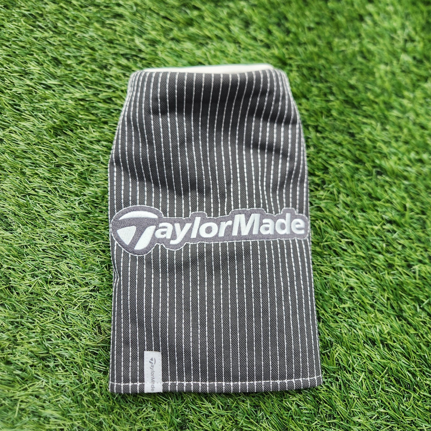 TAYLORMADE DRIVER HEADCOVER DEMO