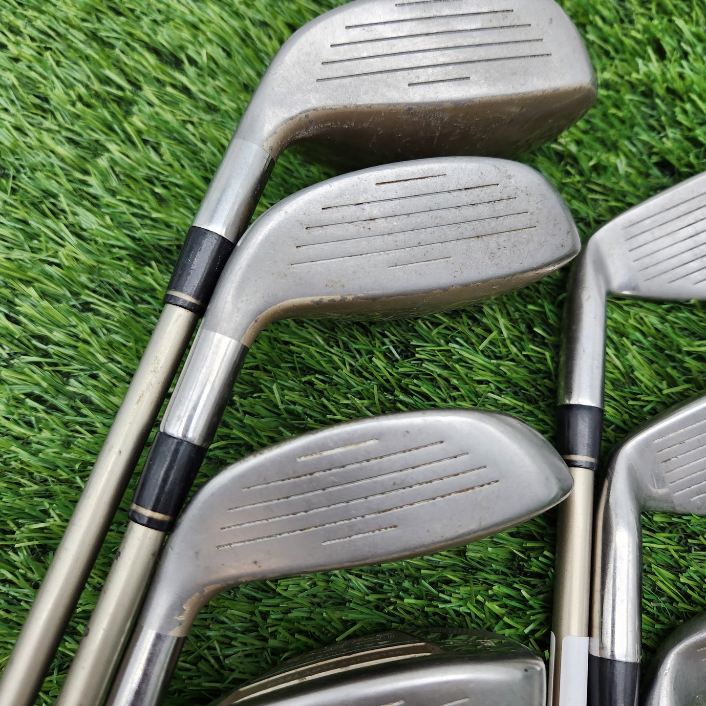 2011 ADAMS IDEA A12 OS SET 3W,5W,7W,5HY,6HY,7-PW,SW(MISSING 9I) LADIES STOCK GRAPHITE 50G GOOD