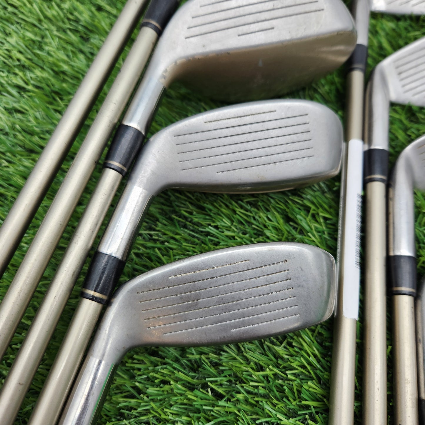 2011 ADAMS IDEA A12 OS SET 3W,5W,7W,5HY,6HY,7-PW,SW(MISSING 9I) LADIES STOCK GRAPHITE 50G GOOD