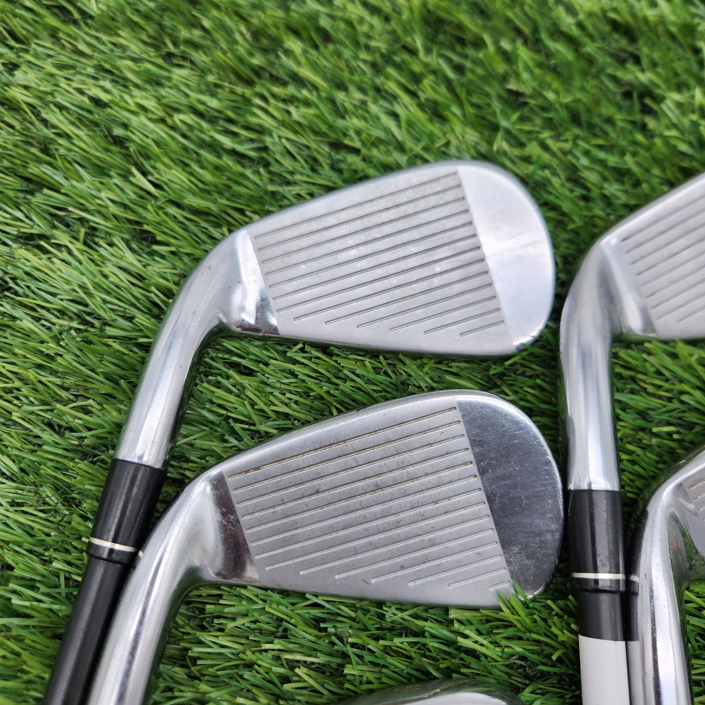 2011 TAYLORMADE R11 IRON SET 4-PW (MISSING 8I) REG FUJI MOTORE 65 R VERYGOOD