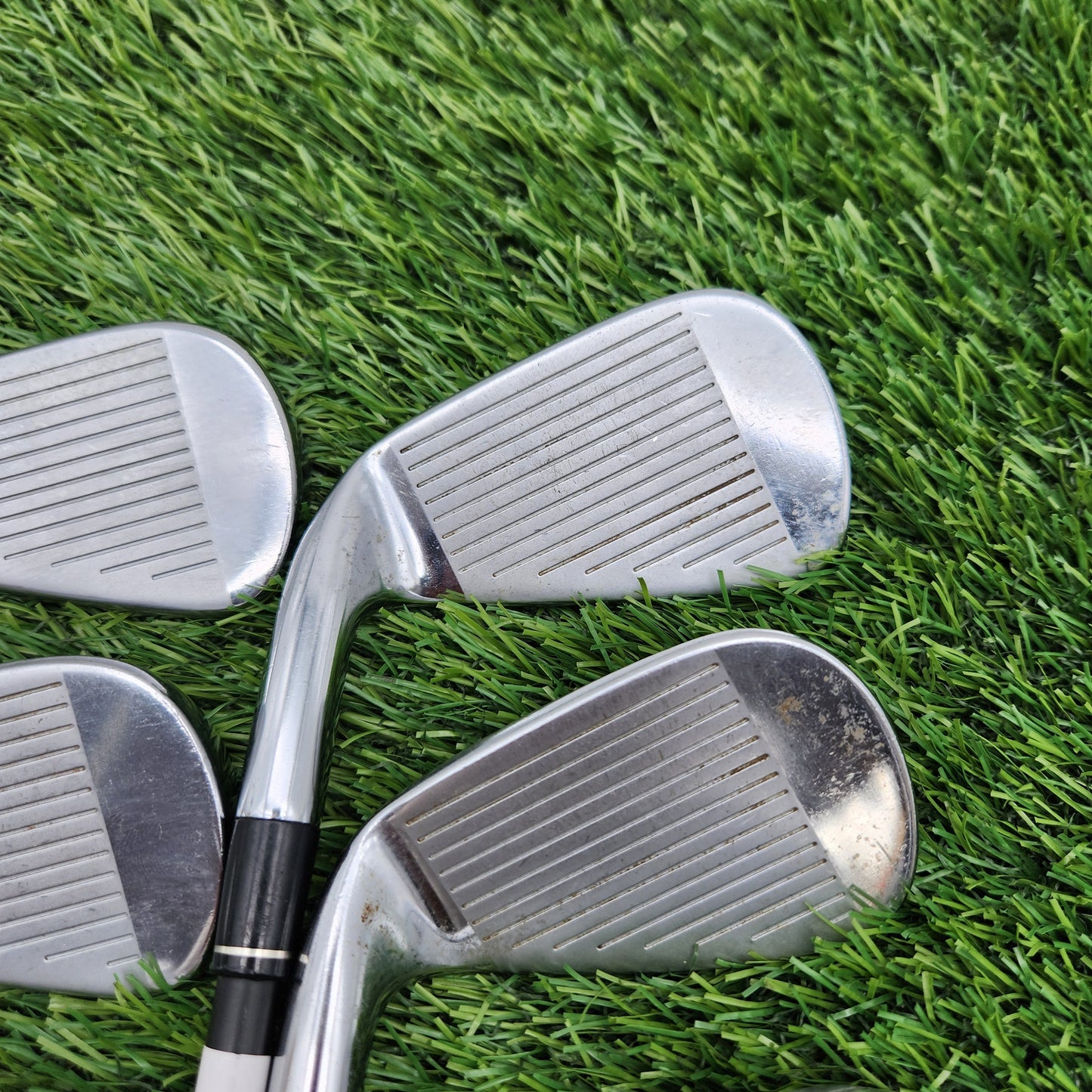 2011 TAYLORMADE R11 IRON SET 4-PW (MISSING 8I) REG FUJI MOTORE 65 R VERYGOOD