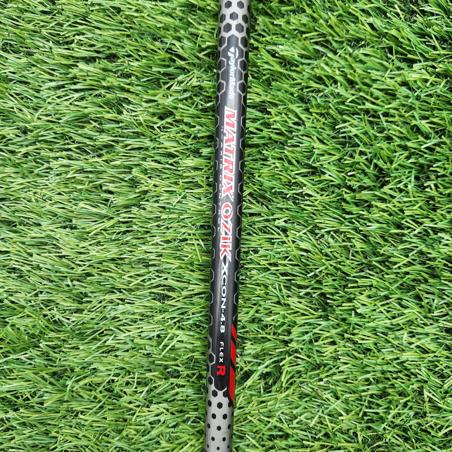 2013 TAYLORMADE R1 BLACK DRIVER 10.5* REGULAR MATRIX OZIK 4.8 FAIR