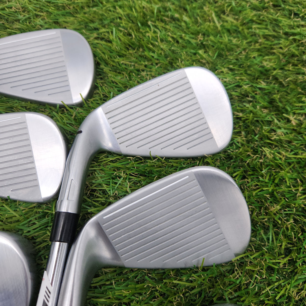 2026 TAYLORMADE QI MAX IRON SET 4-PW XSTIFF TT DYNAGOLD 105 X100 DEMO