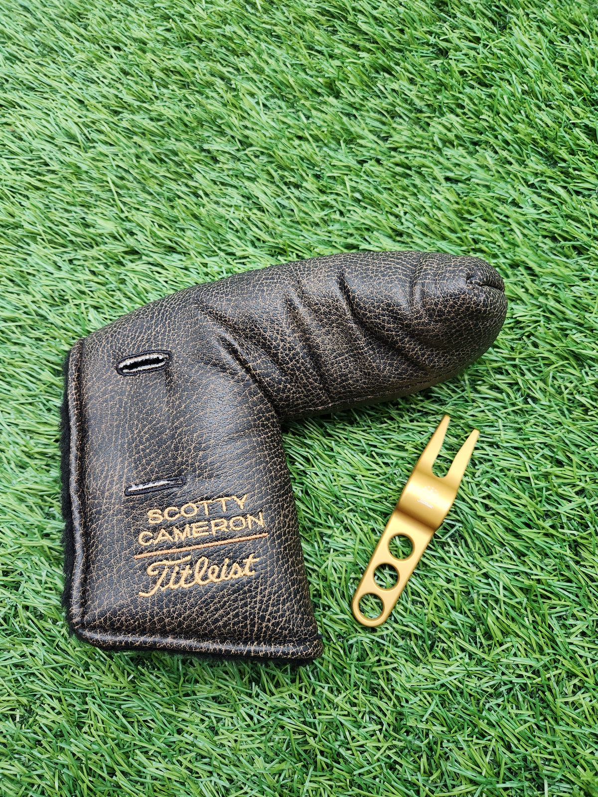 SCOTTY CAMREON TITLEIST "BATTLE AT THE BRIDGES" HEADCOVER VERYGOOD
