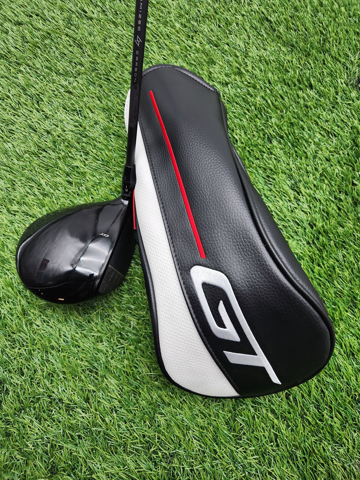 2024 TITLEIST GT2 DRIVER 9* STIFF PROJECTX HZRDUS GEN5 BLACK 60G +HC MINT