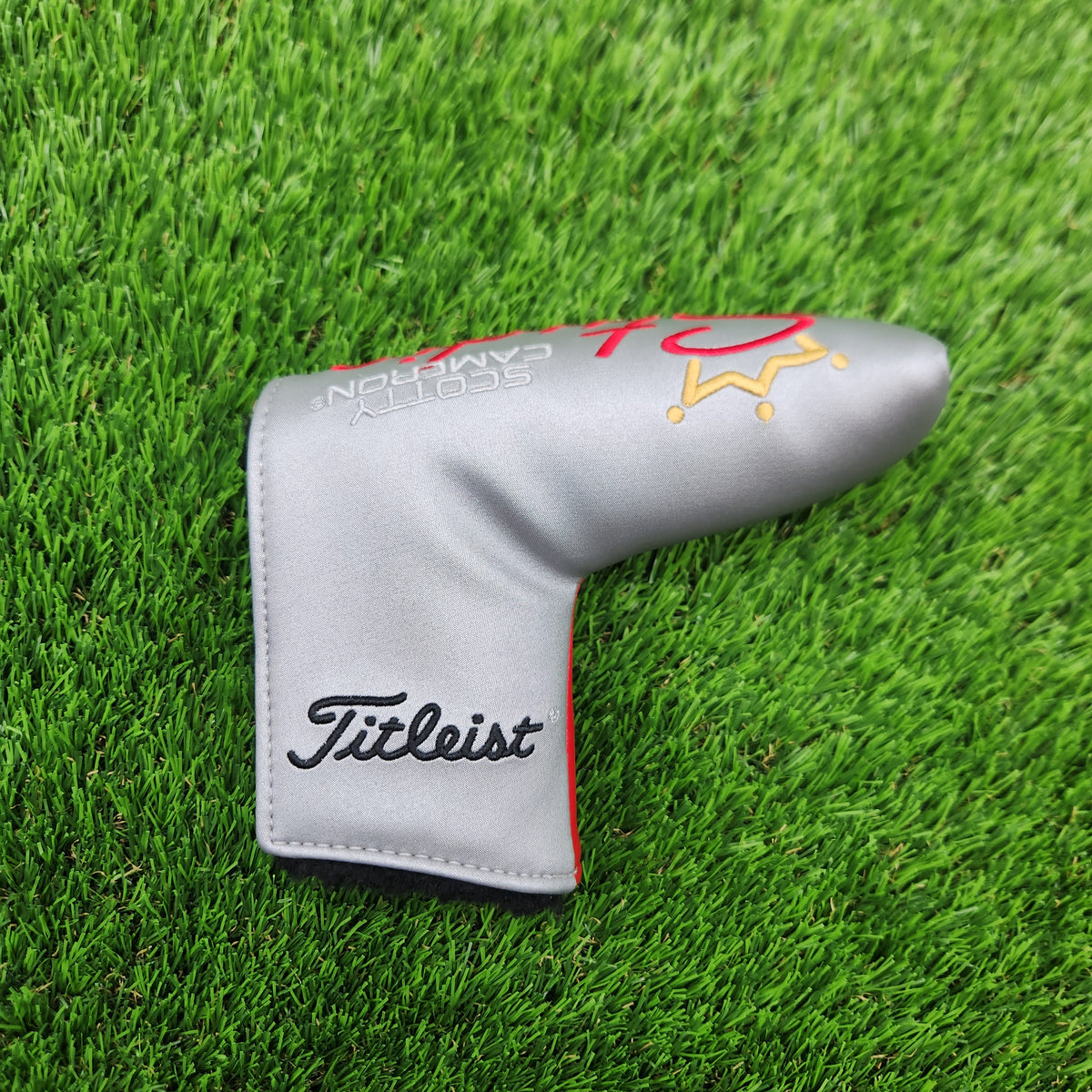 SCOTTY CAMERON DESIGN STUDIO STYLE PUTTER BLADE HEADCOVER VERYGOOD
