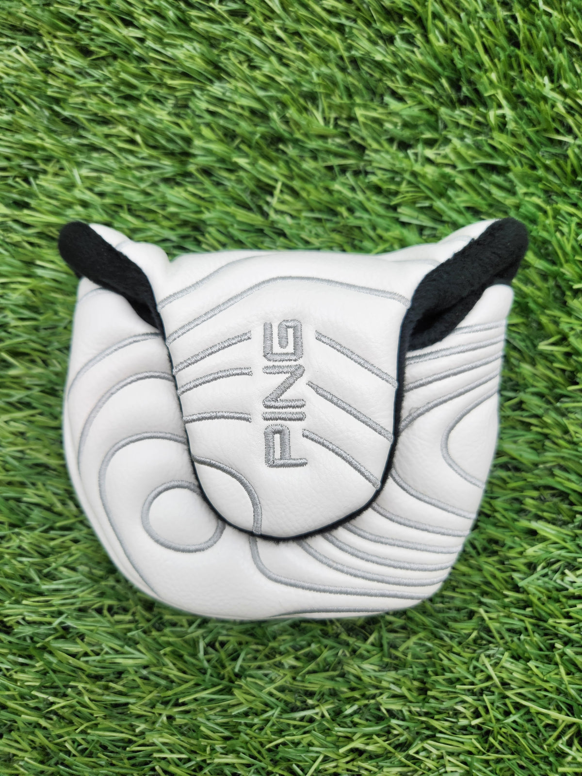 PING PLD WHITE MALLET PUTTER HEADCOVER VERYGOOD