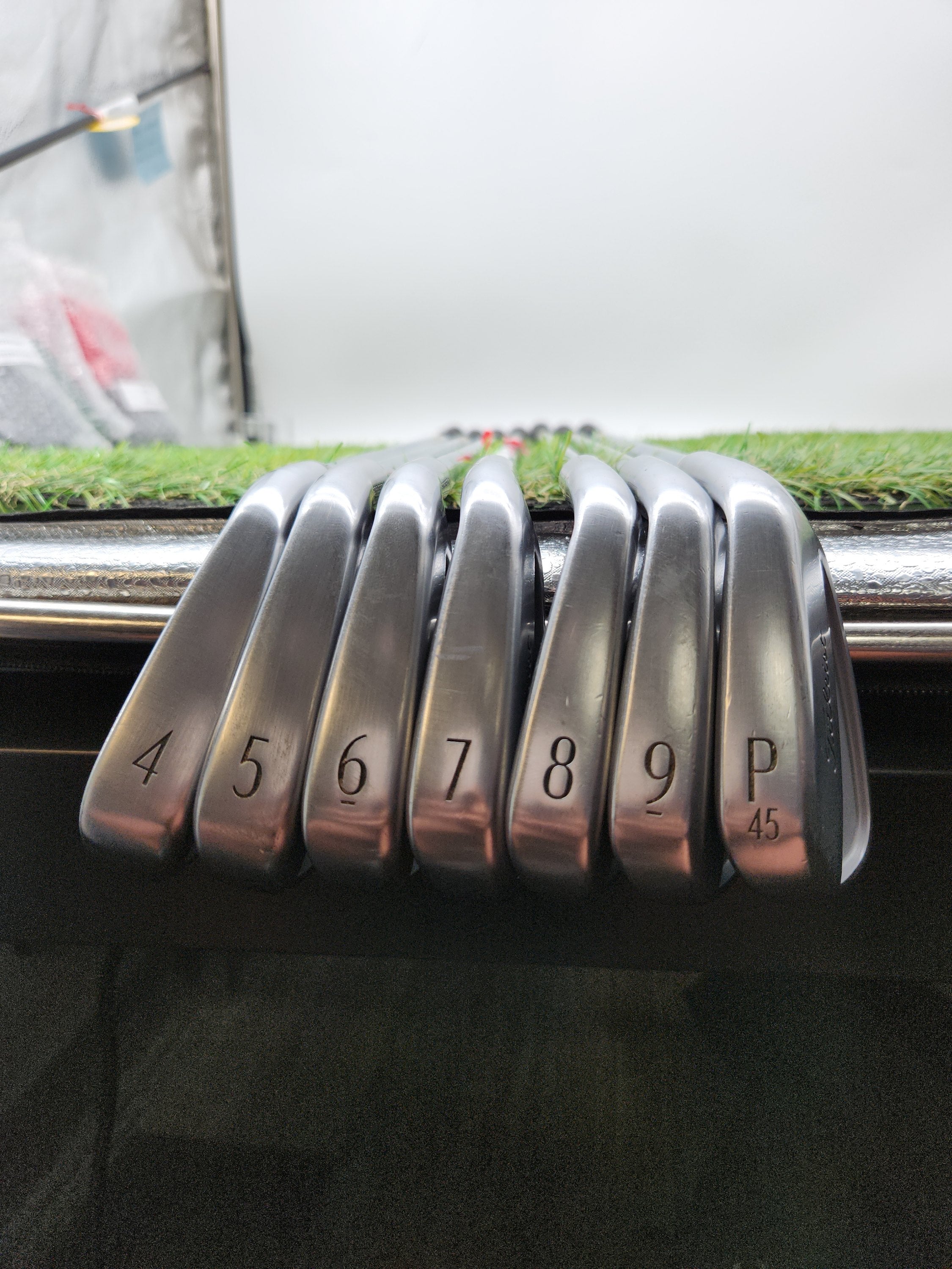 TITLEIST T100 IRON SET 4-PW XSTIFF TT DYNAGOLD TOUR ISSUE X100