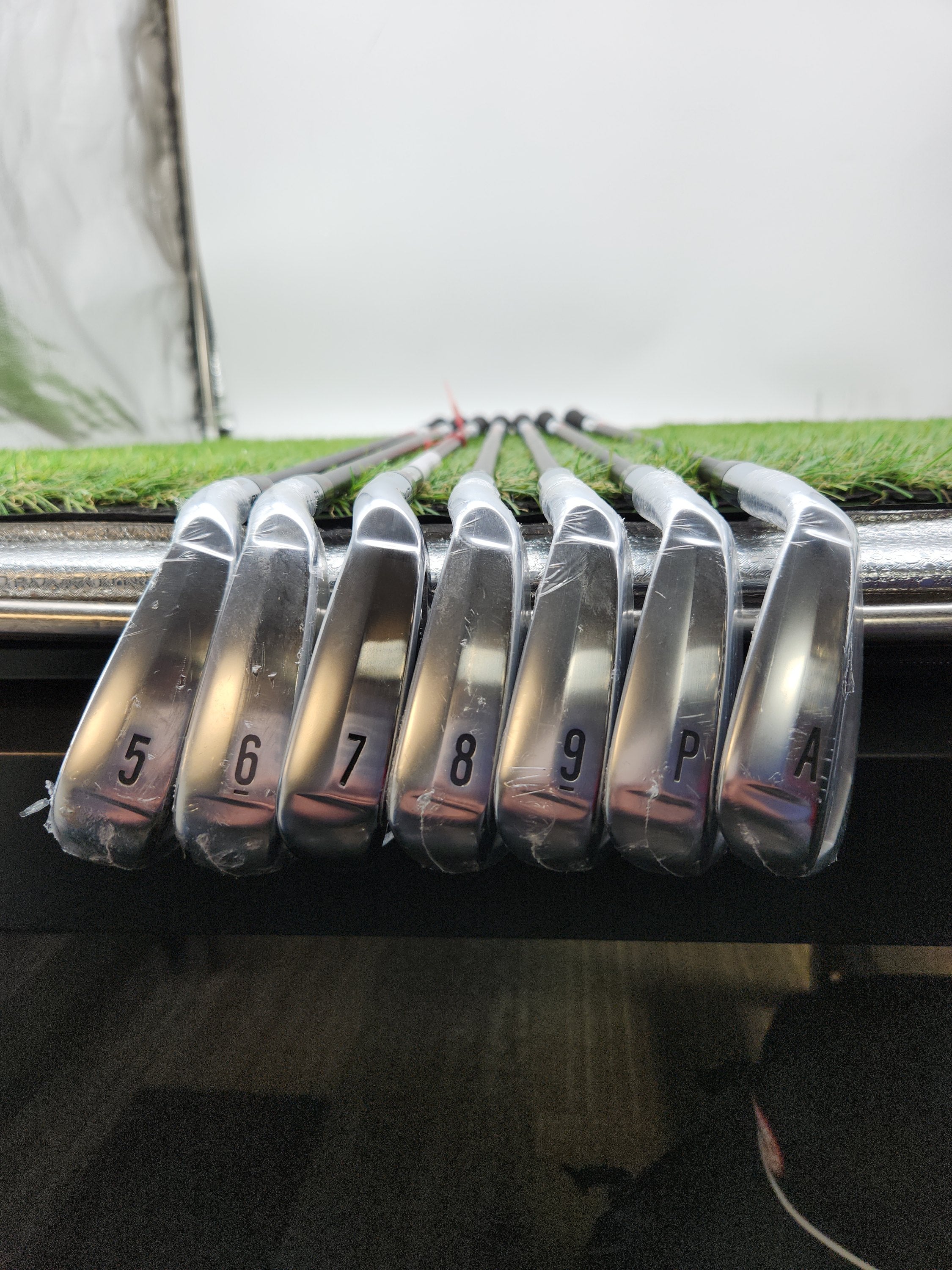 ピロロ NEW SRIXON ZXIR HL IRON SET 5-GW REG KBS MAX 55 BRANDNEW