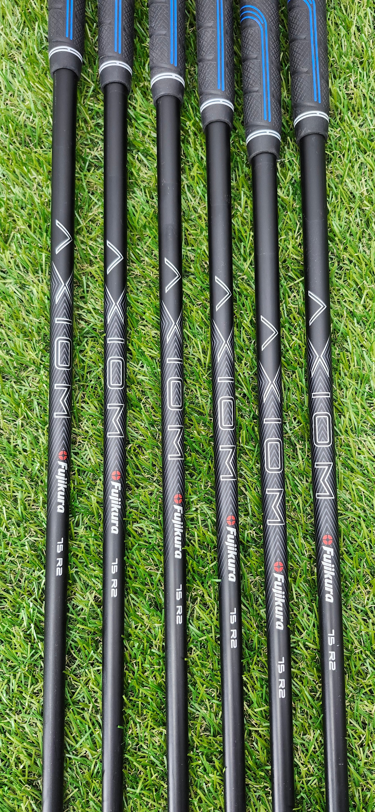 2023 TAYLORMADE STEALTH HD IRON SET 5-PW REGULAR FUJIKURA AXIOM VELOCORE GOOD